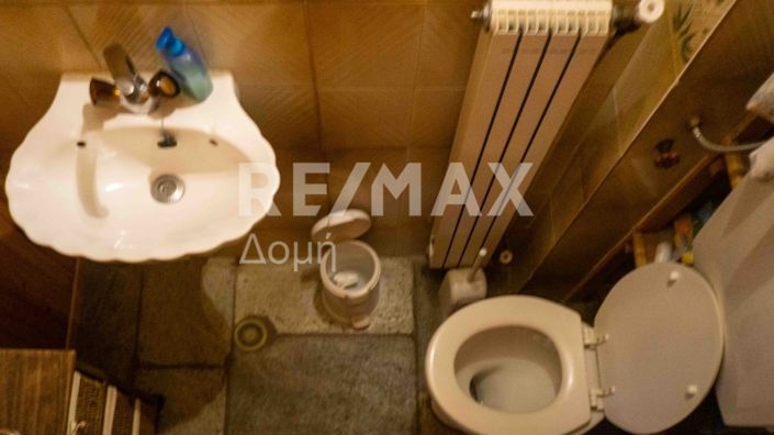 Image No.13-3 Bed Property for sale