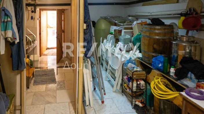 Image No.27-3 Bed Property for sale