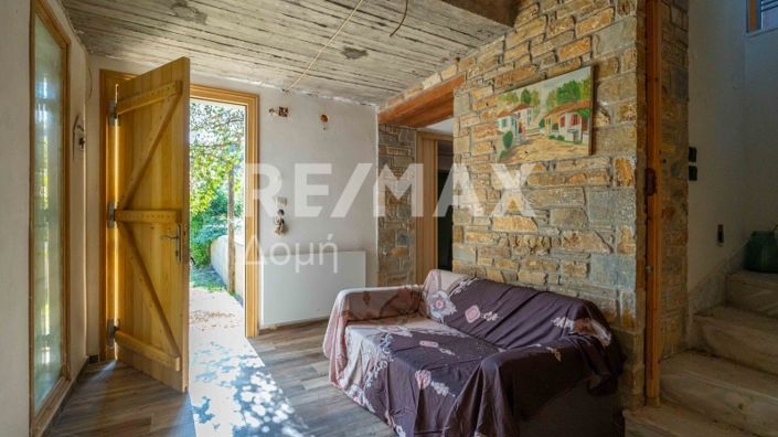 Image No.16-2 Bed Property for sale