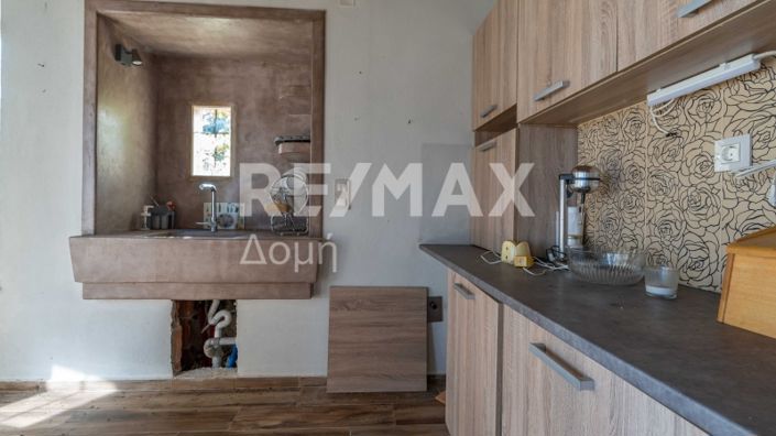 Image No.9-2 Bed Property for sale