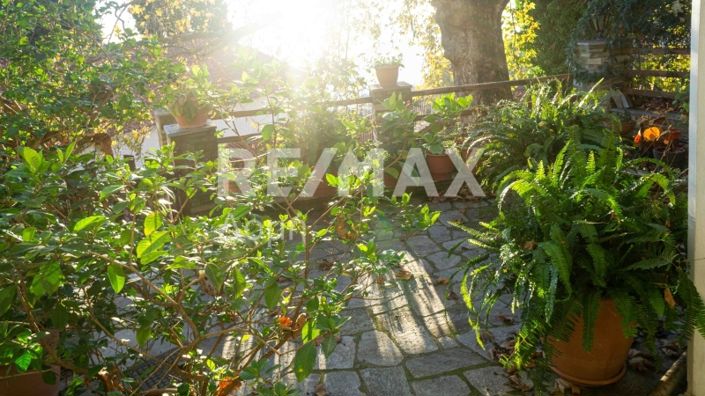 Image No.28-3 Bed Property for sale