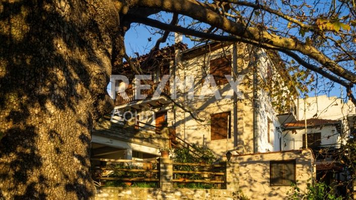 Image No.33-3 Bed Property for sale