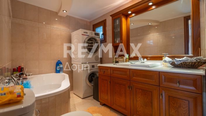 Image No.39-Propriété de 4 chambres à vendre à Magnésie