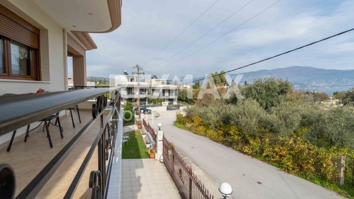 Image No.56-Propriété de 4 chambres à vendre à Magnésie