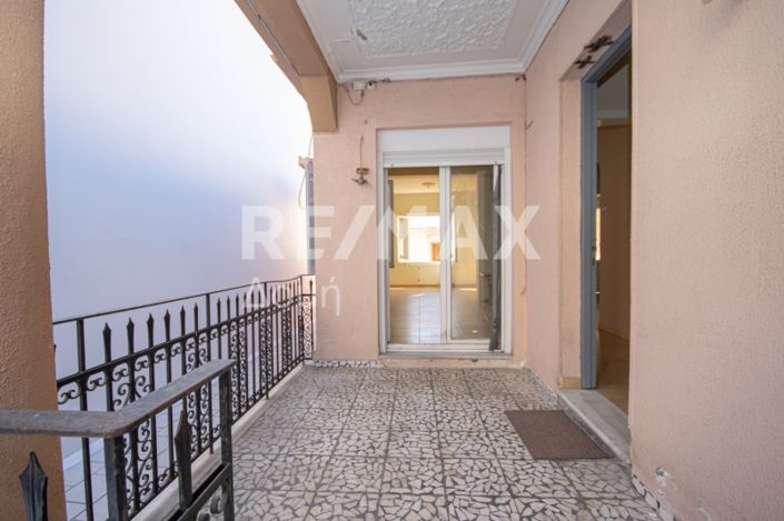 Image No.10-2 Bed House for sale