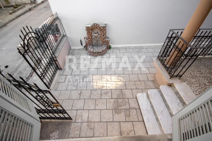 Image No.15-2 Bed House for sale