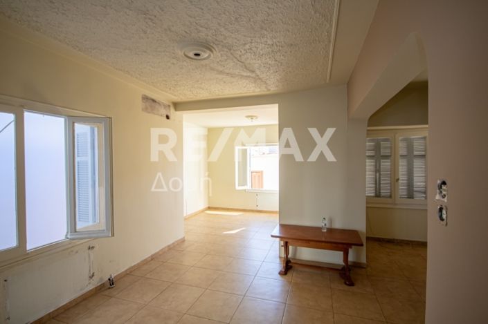 Image No.19-2 Bed House for sale