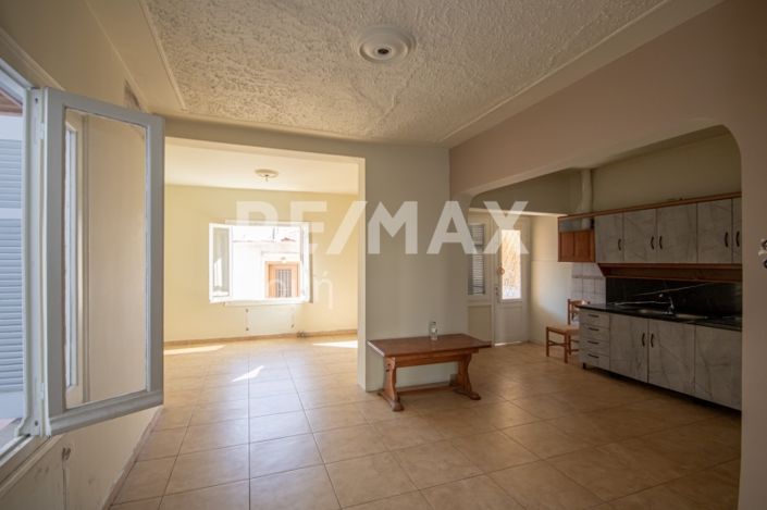 Image No.32-2 Bed House for sale