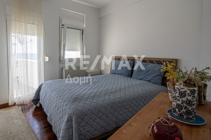 Image No.30-4 Bed Property for sale