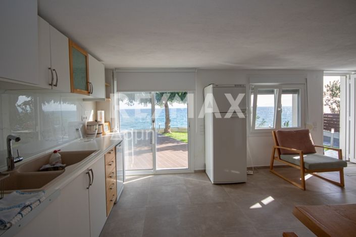 Image No.44-4 Bed Property for sale