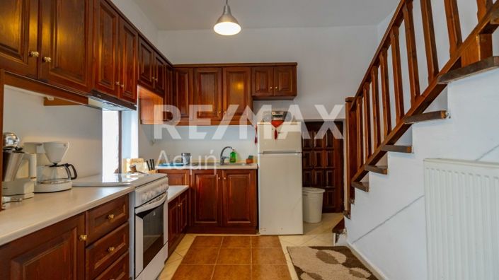 Image No.10-3 Bed House for sale