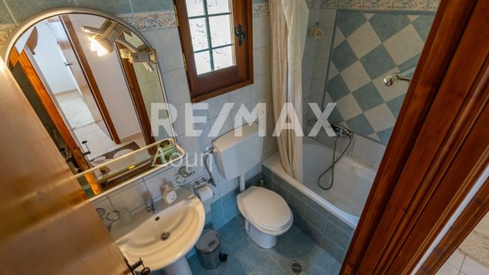 Image No.22-3 Bed House for sale