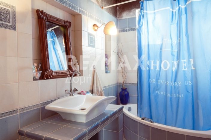 Image No.19-5 Bed House for sale