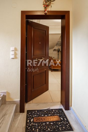 Image No.3-5 Bed House for sale