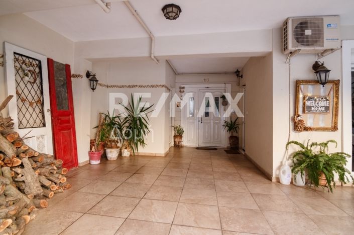 Image No.33-5 Bed House for sale