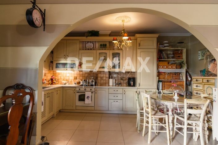 Image No.4-5 Bed House for sale