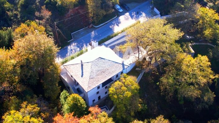 Image No.39-3 Bed Property for sale