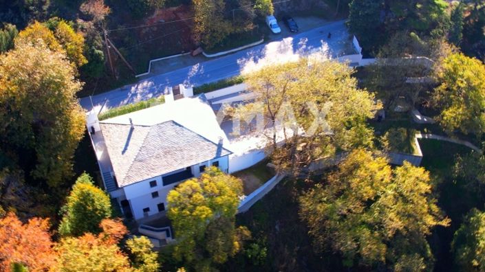 Image No.40-3 Bed Property for sale