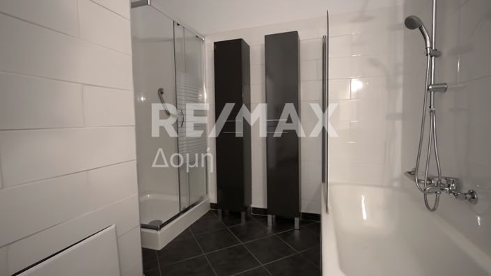 Image No.45-3 Bed Property for sale