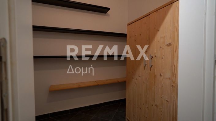 Image No.46-3 Bed Property for sale