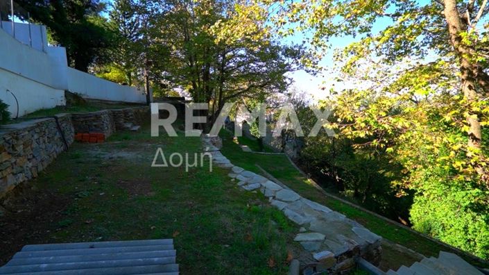 Image No.47-3 Bed Property for sale