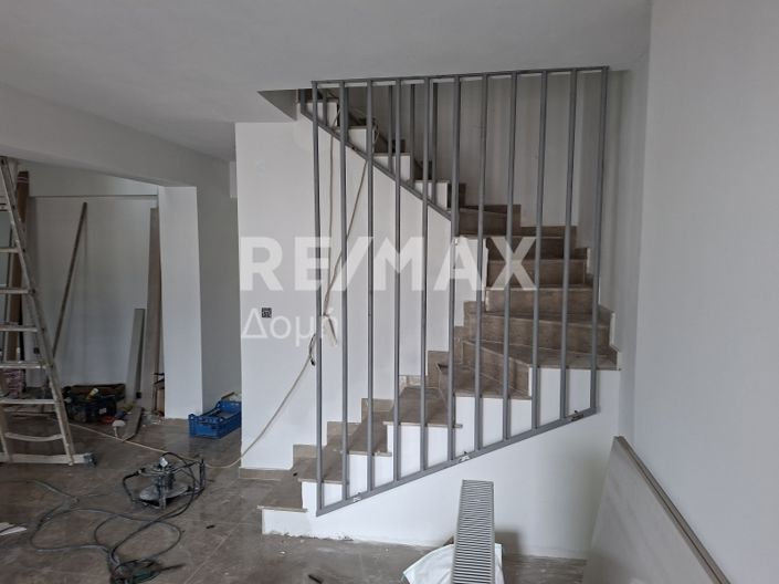 Image No.7-3 Bed Maisonette for sale