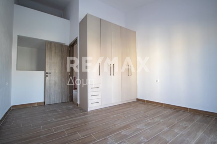 Image No.11-3 Bed Maisonette for sale