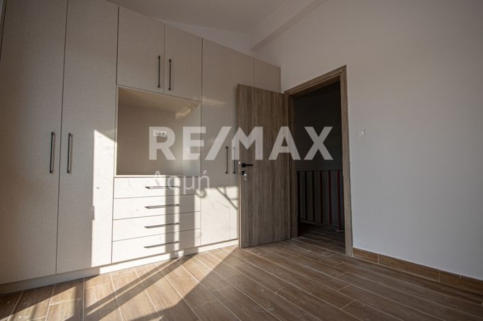 Image No.37-3 Bed Maisonette for sale