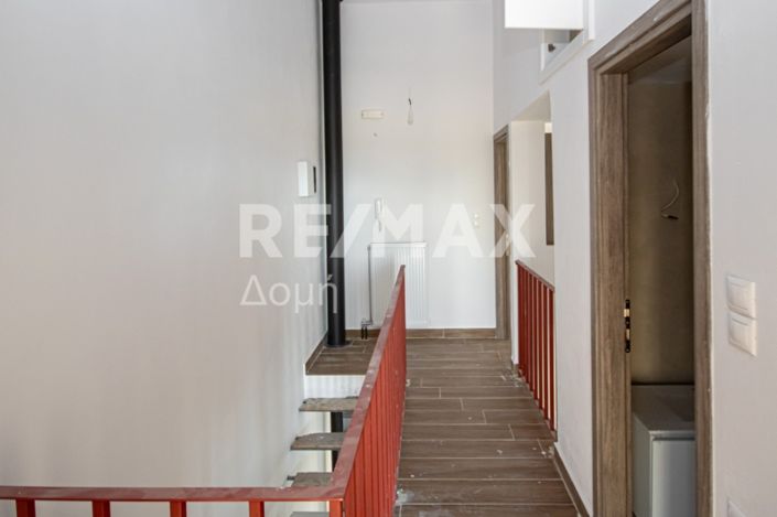 Image No.38-3 Bed Maisonette for sale