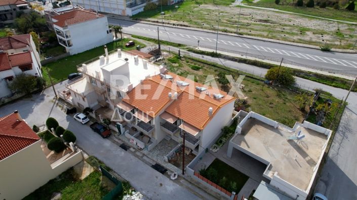 Image No.48-3 Bed Maisonette for sale