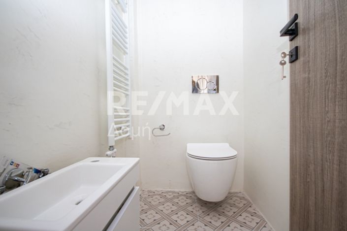 Image No.11-2 Bed Maisonette for sale