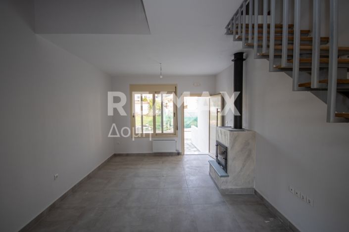 Image No.25-2 Bed Maisonette for sale