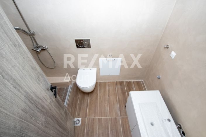 Image No.29-2 Bed Maisonette for sale