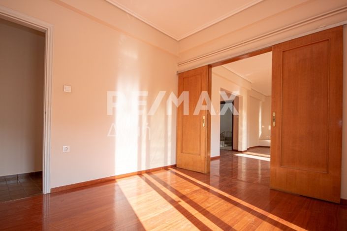 Image No.13-3 Bed Apartment for sale