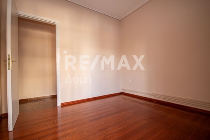 Image No.23-3 Bed Apartment for sale