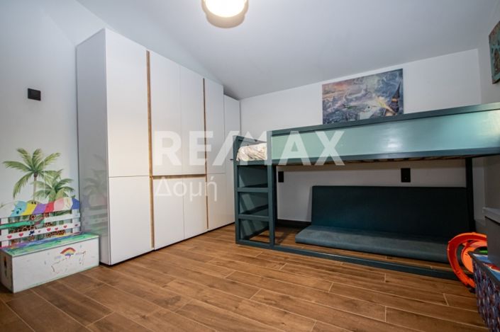 Image No.13-3 Bed House for sale