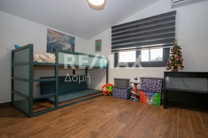 Image No.14-3 Bed House for sale