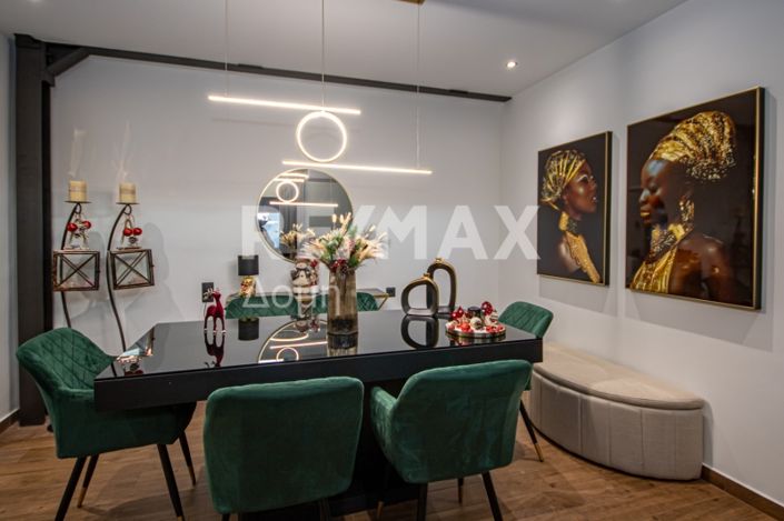 Image No.7-3 Bed House for sale