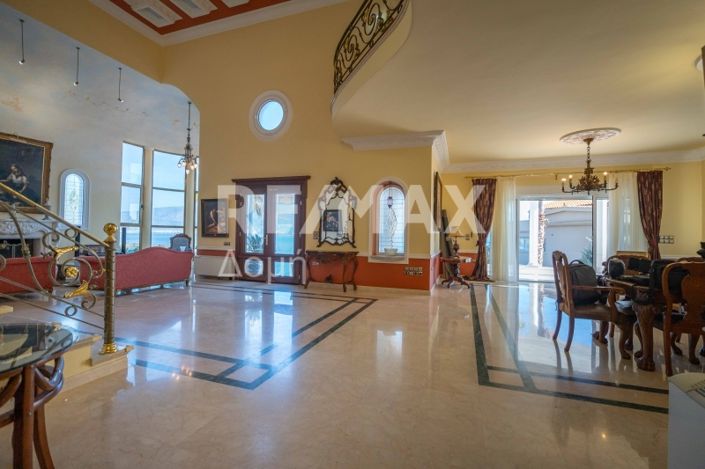 Image No.17-6 Bed Property for sale