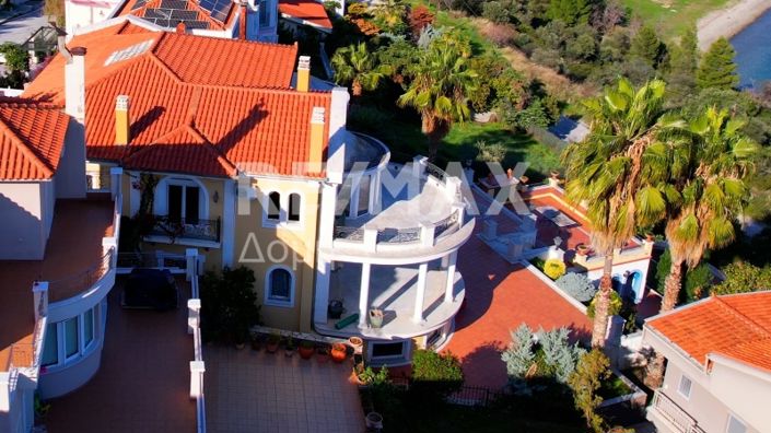 Image No.46-6 Bed Property for sale