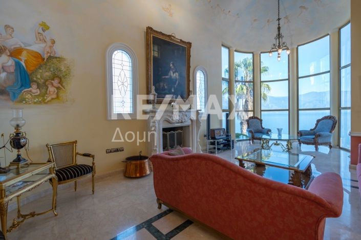 Image No.9-6 Bed Property for sale