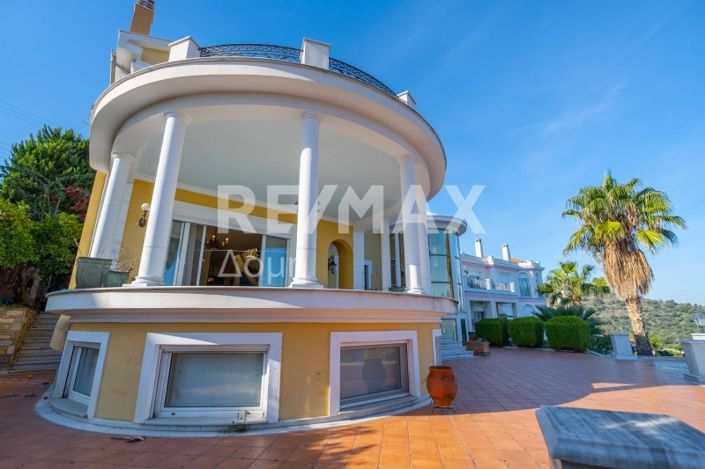 Image No.52-6 Bed Property for sale