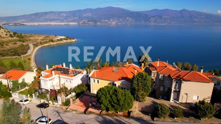 Image No.56-6 Bed Property for sale