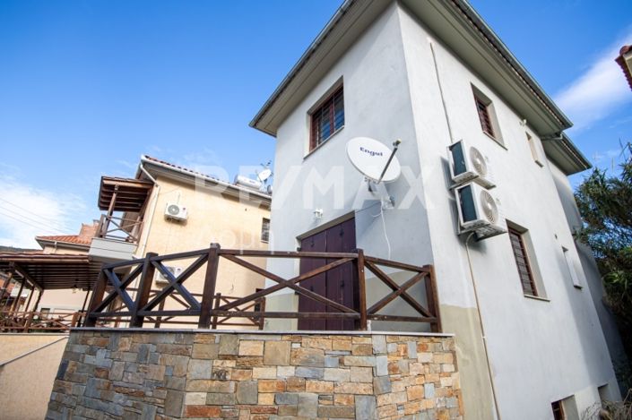 Image No.12-2 Bed House for sale