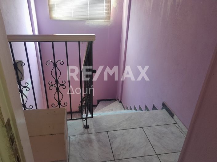 Image No.12-4 Bed Maisonette for sale