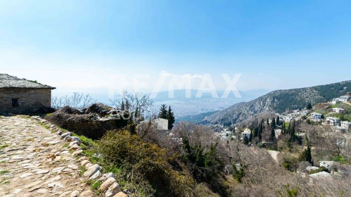 Image No.7-House for sale