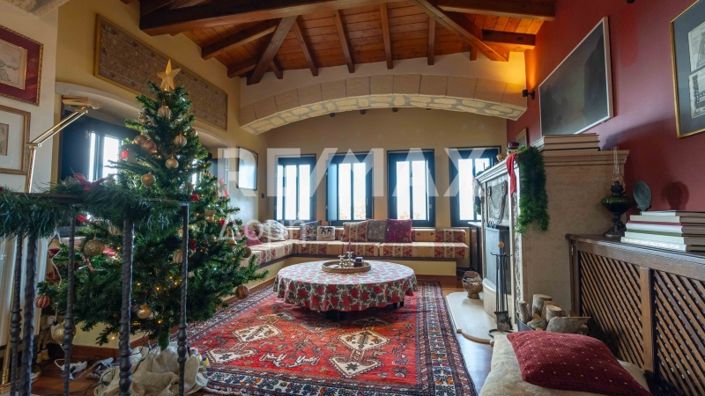 Image No.18-4 Bed Maisonette for sale