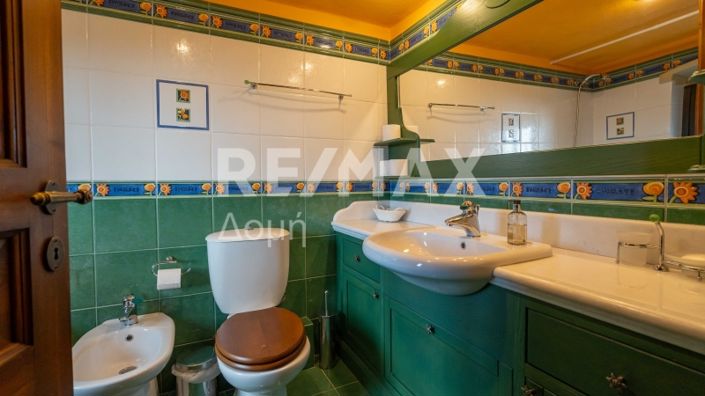 Image No.26-4 Bed Maisonette for sale