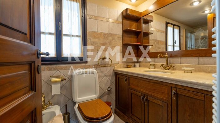 Image No.30-4 Bed Maisonette for sale