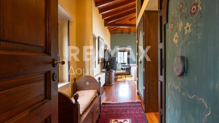 Image No.38-4 Bed Maisonette for sale